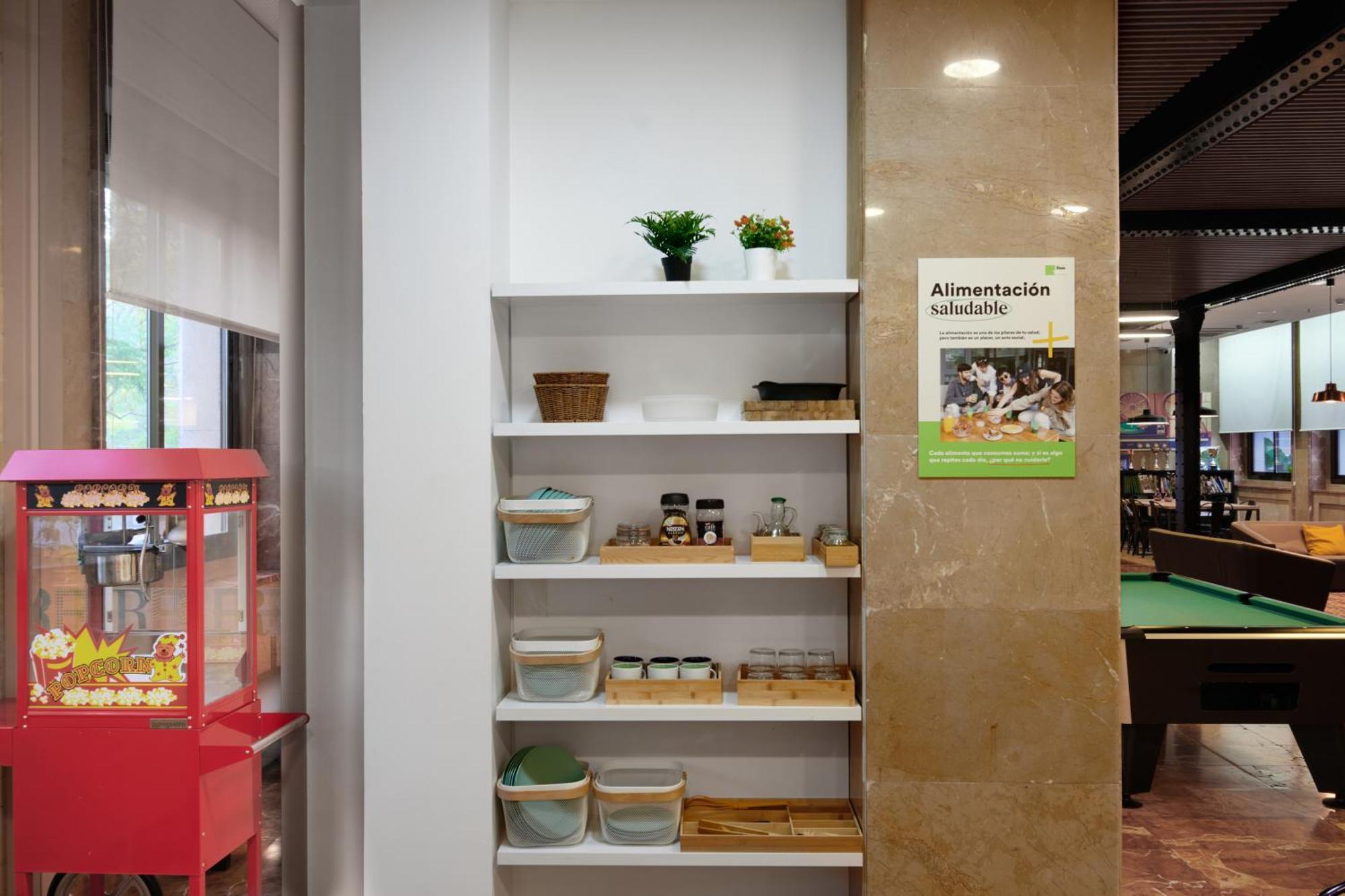 Residencia Universitaria Resa Barcelona Diagonal Екстер'єр фото