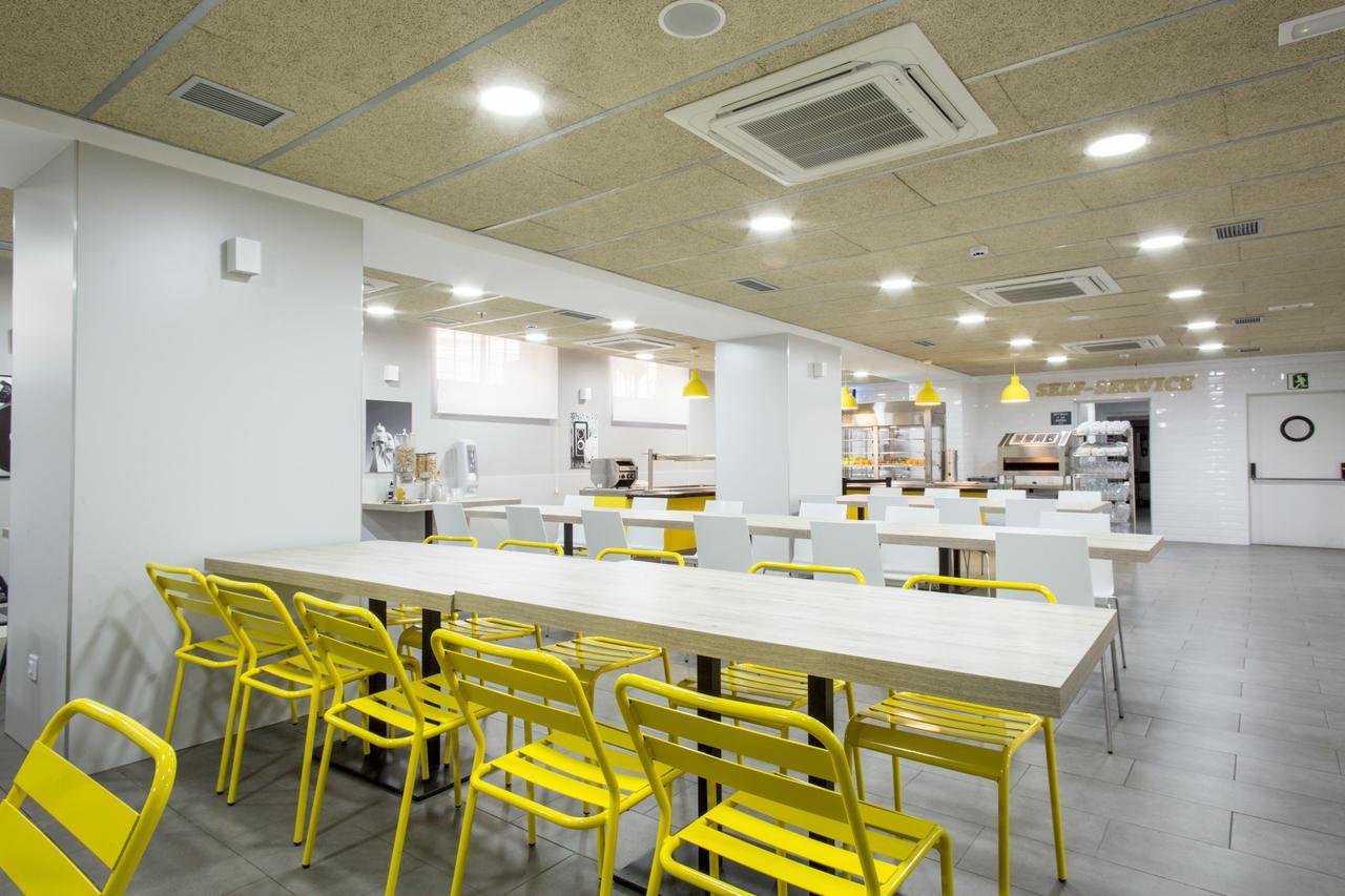 Residencia Universitaria Resa Barcelona Diagonal Екстер'єр фото